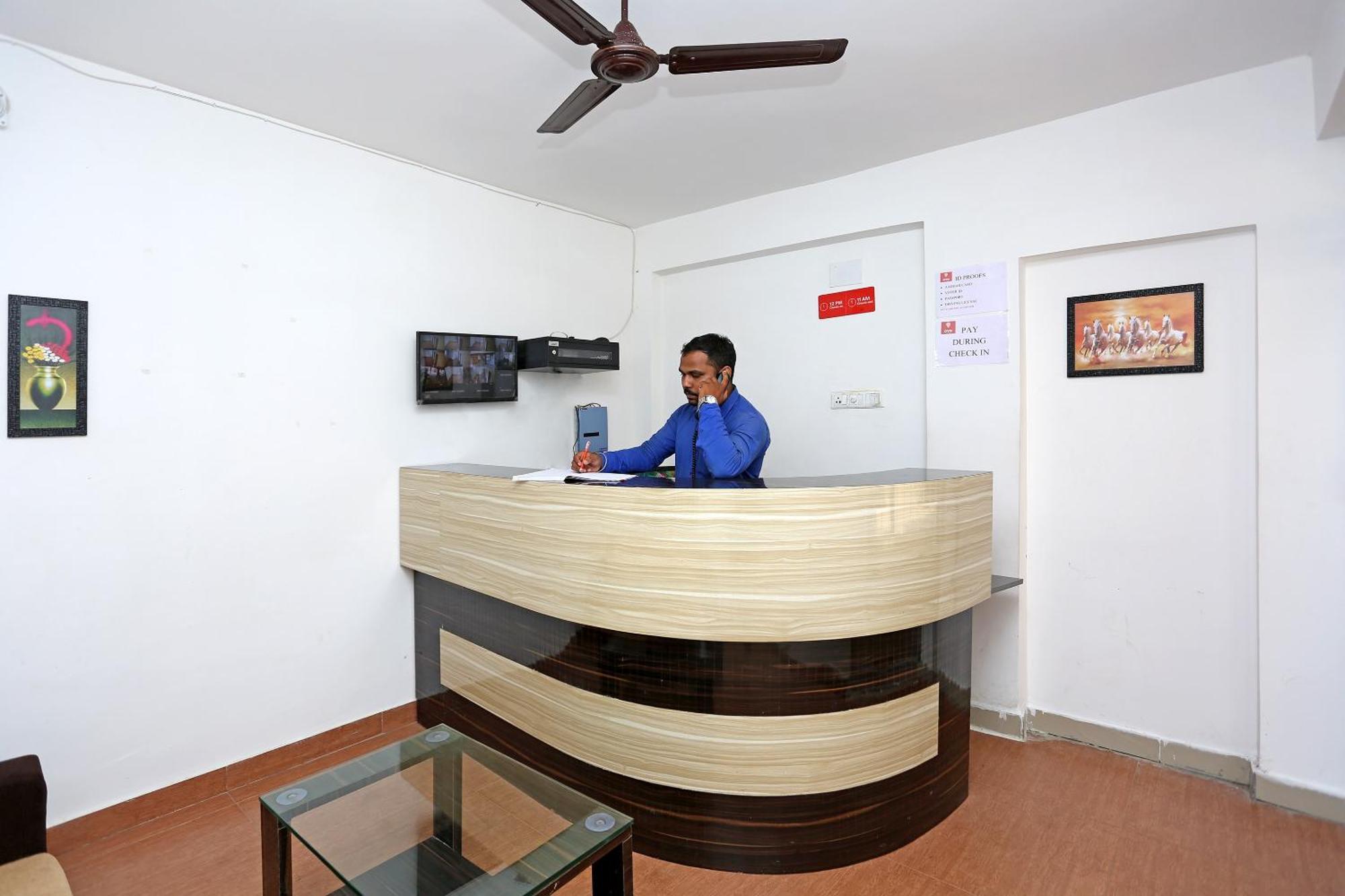 Oyo 17276 The Maple Tree Hotels Bhubaneswar Exterior photo